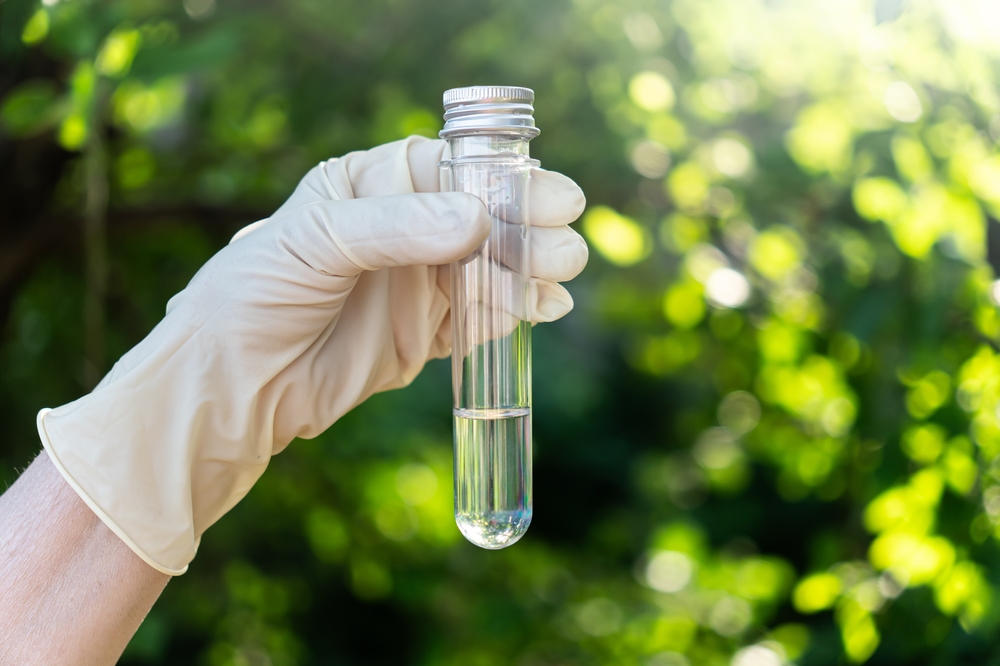 wasser im reagenzglas